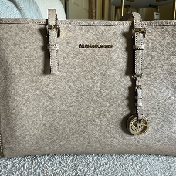 Michael Kors Jet Set Travel Large - Picture 1 of 6
